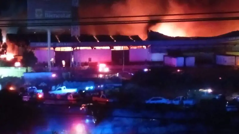 Incendio bodegas de Alimentación del Bienestar en Zacatecas